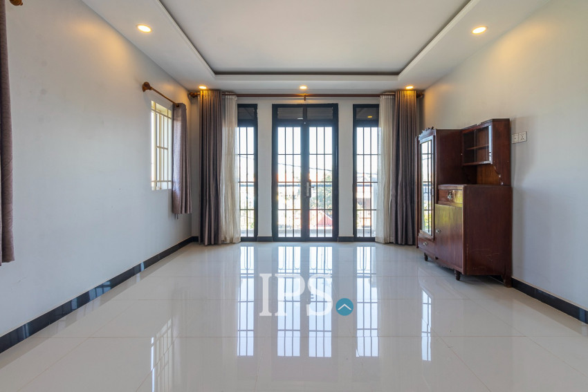 4 Bedroom Shophouse  For Rent - Svay Dangkum, Siem Reap