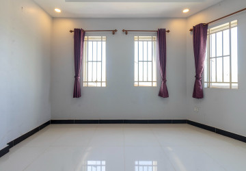 4 Bedroom Shophouse  For Rent - Svay Dangkum, Siem Reap thumbnail