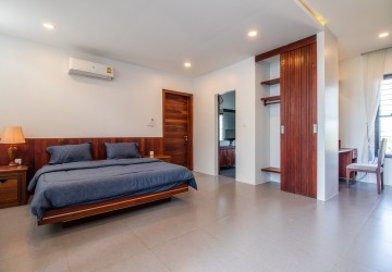 2 Bedroom Villa For Sale - Ring Road, Siem Reap thumbnail