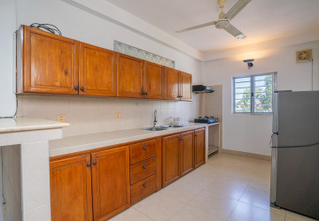 Renovated 3 Bedroom Apartment For Rent - Wat Phnom, Phnom Penh thumbnail