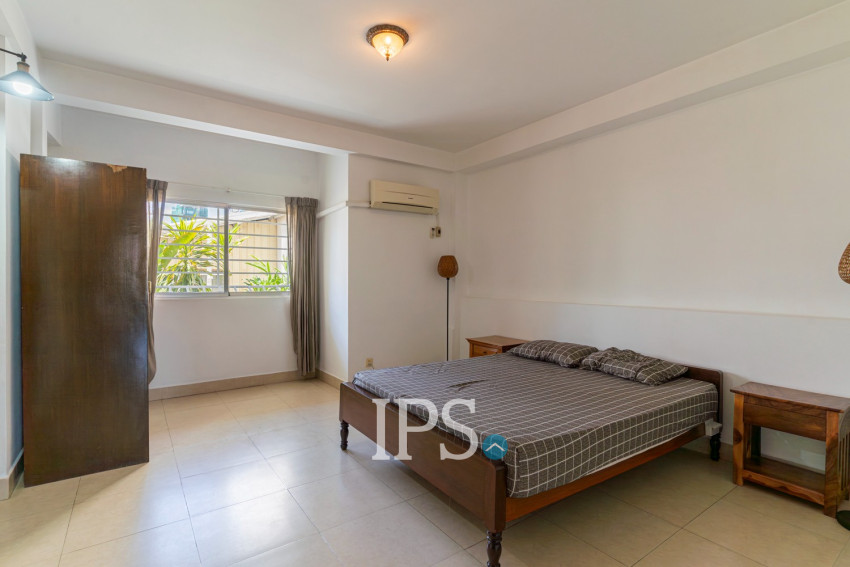 Renovated 3 Bedroom Apartment For Rent - Wat Phnom, Phnom Penh